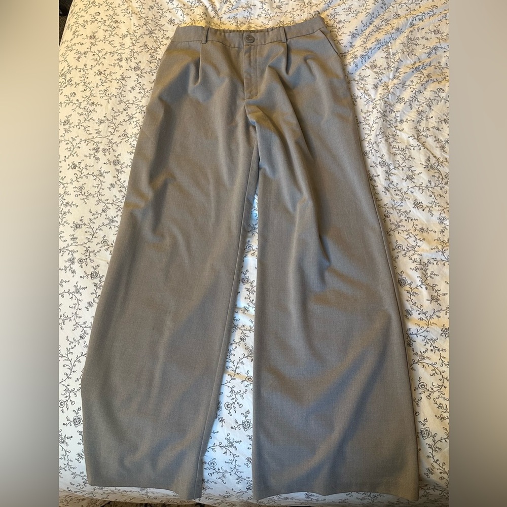 Stradivarius - Light Gray Wide-Leg Trousers